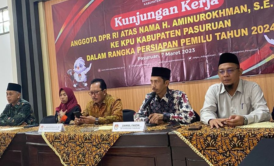 Aminurokhman Tinjau KPU Pasuruan Pastikan Kesiapan Pemilu